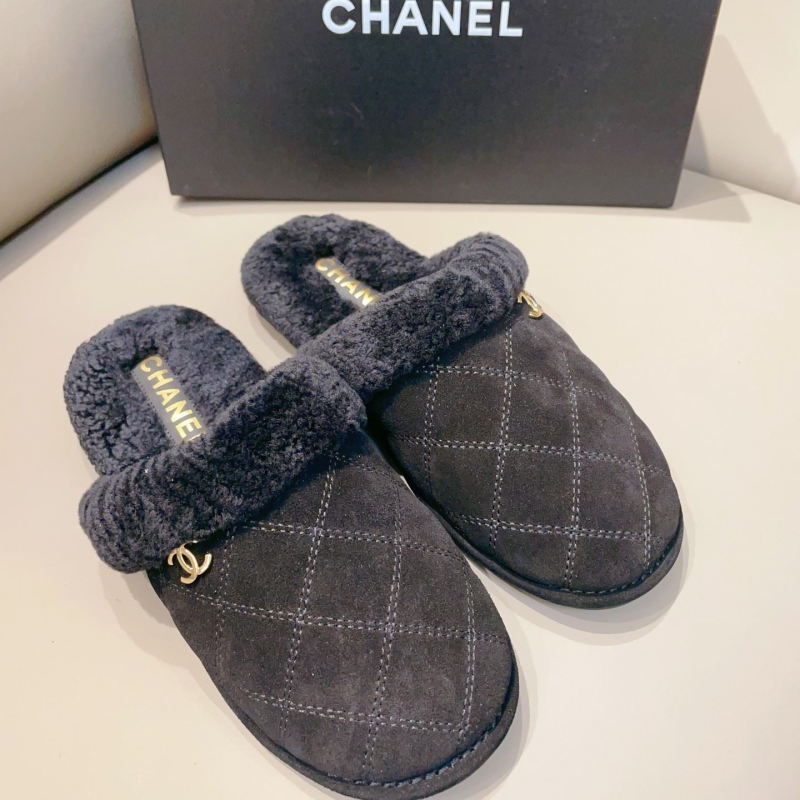 Chanel Slippers